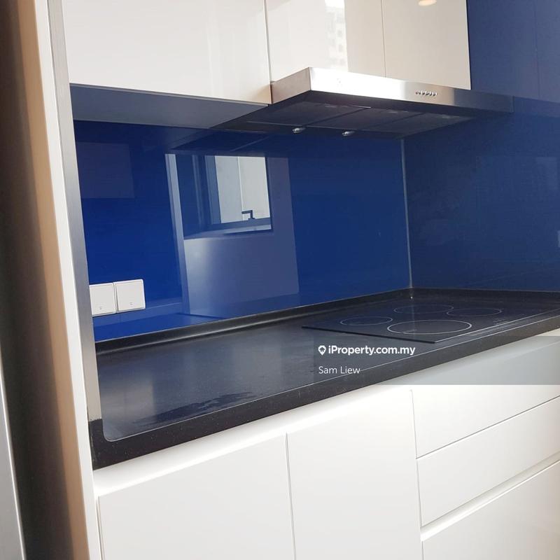 Residensi Servis untuk Dijual di Arcoris Residences oleh Sam Liew - iProperty.com.my
