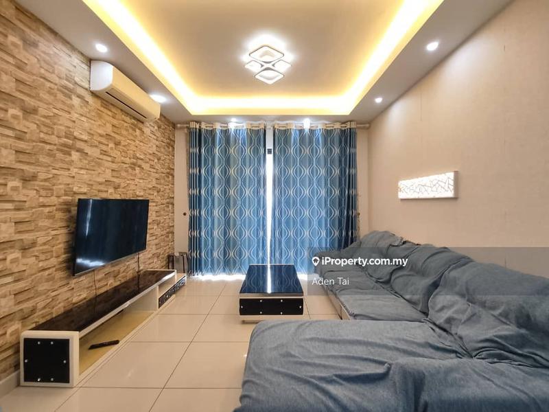 For Sale - Vila Vista