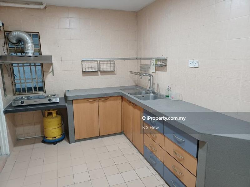 Condominium for Sale in Amadesa Resort Condominium by K S Hew - iProperty.com.my