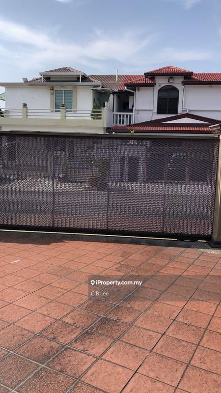 Banglo untuk Dijual di Bandar Tun Hussein Onn, Cheras oleh C.B.Lee - iProperty.com.my