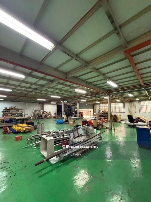 Kilang Berkembar untuk Dijual di Taman Desa Cemerlang, Ulu Tiram oleh Tom Chiew - iProperty.com.my
