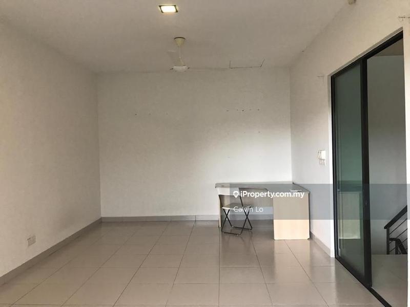 Rumah Teres 2.5-Tingkat untuk Dijual di Kinrara Residence, Puchong oleh Calvin Lo - iProperty.com.my