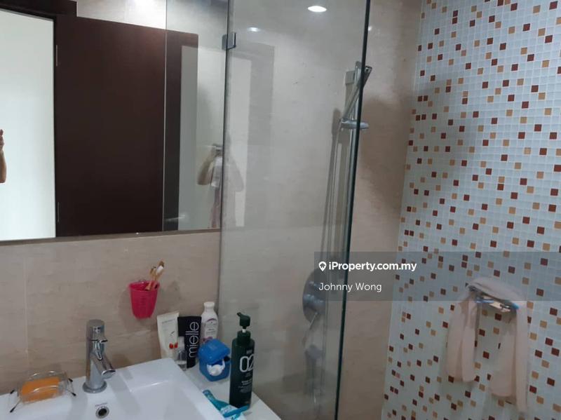 Kediaman Servis untuk Dijual di Regalia Residence oleh Johnny Wong - iProperty.com.my