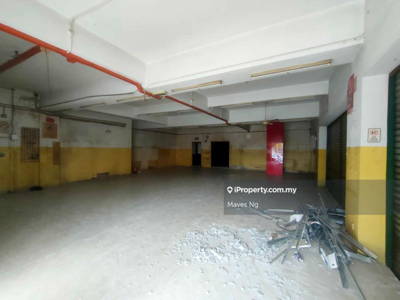 Shop / Office for Rent in Pusat Perdagangan Seri Kembangan, Seri Kembangan by Maves Ng - iProperty.com.my