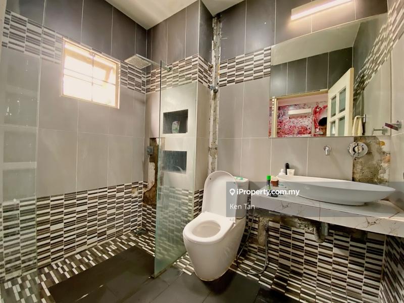 Bungalow House for Sale in Kota Damansara, Kota Damansara by Ken Tan - iProperty.com.my