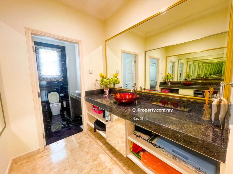 Bungalow House untuk Dijual di Seksyen 7, Shah Alam oleh Ras Shaz - iProperty.com.my