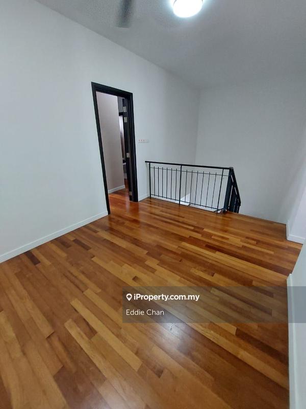 Rumah Berangkai 3 Tingkat untuk Dijual di 16 Quartz Courtyard Villa, Melawati oleh Eddie Chan - iProperty.com.my