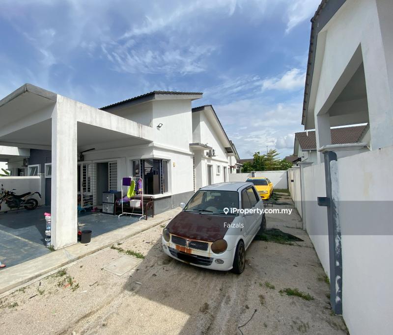 Rumah Berkembar untuk Dijual di Shah Alam, Selangor oleh Faizals - iProperty.com.my