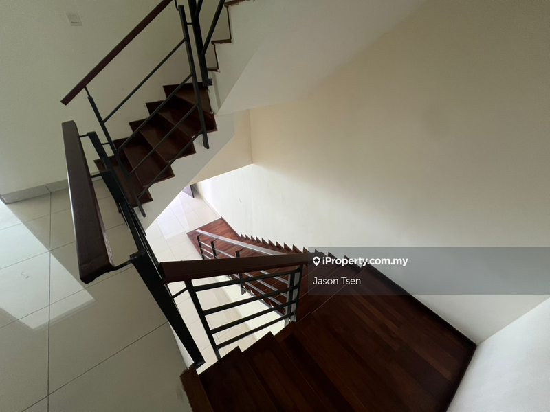 2.5-storey Terraced House for Sale in Taman Suria Tropika, Seri Kembangan by Jason Tsen - iProperty.com.my