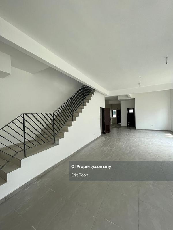 3-storey Terraced House for Sale in Residensi Bukit Orkid (Orchid Hills), Batu 9, Cheras by Eric Teoh - iProperty.com.my