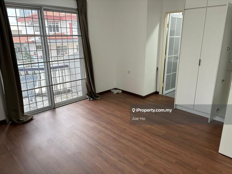 Rumah Berangkai 2 Tingkat untuk Dijual di 9jm5j, Kajang oleh Joe Ho - iProperty.com.my