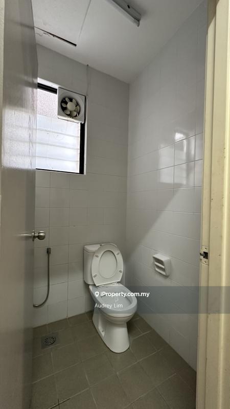 For Sale - Semi-D Factory 200amp, Balakong Kajang, Lekas and Silk Highway Access