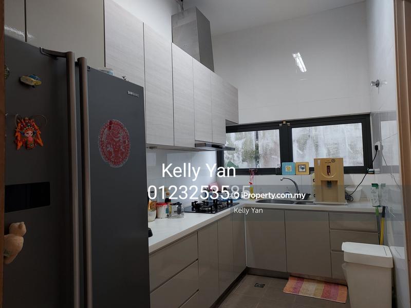 Bungalow House for Sale in Ulu Kelang, Selangor by Kelly Yan Kai Lit - iProperty.com.my