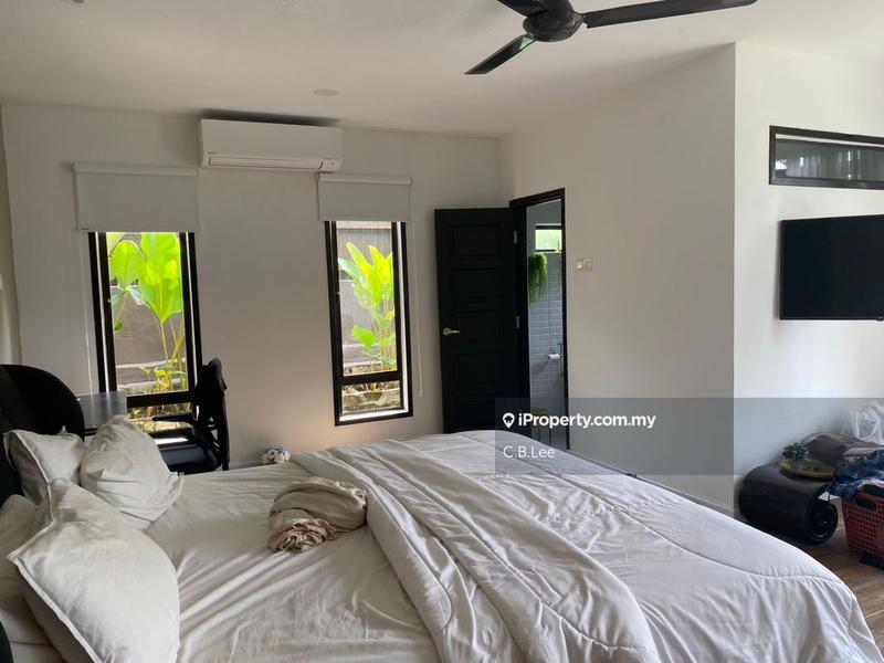 Bungalow House for Sale in Seksyen 6, Petaling Jaya by C.B.Lee - iProperty.com.my