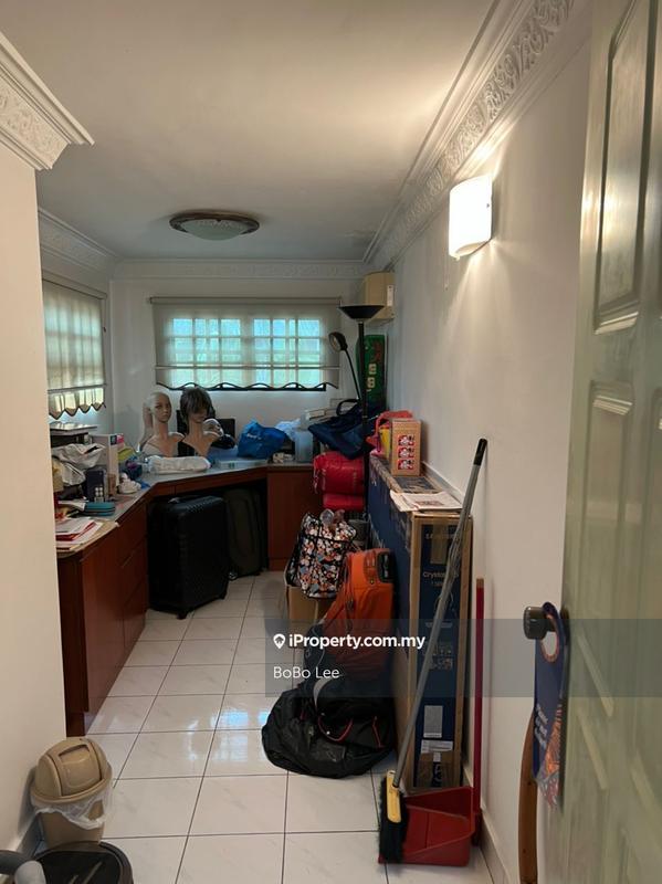 Bungalow House untuk Dijual di Taman Overseas Union (Taman Oug), Jalan Klang Lama (Old Klang Road) oleh BoBo Lee - iProperty.com.my