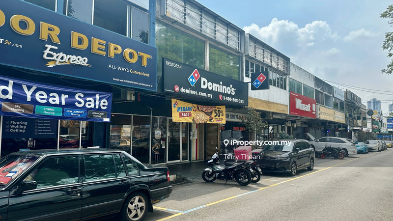 For Sale - 2 Storey Shop @ SS2 PJ , High Traffic Location , Potential High ROI 5%