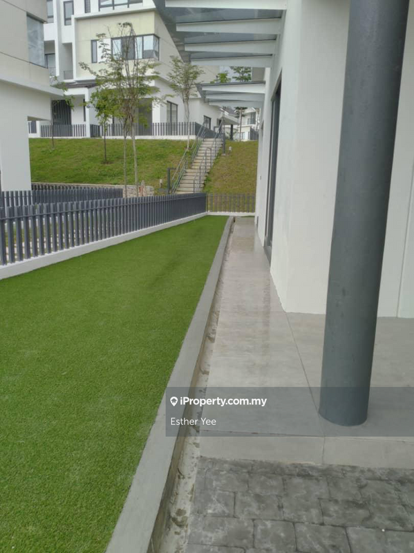 Rumah Teres 3-Tingkat untuk Dijual di Taman Anggun, Rawang oleh Esther Yee - iProperty.com.my