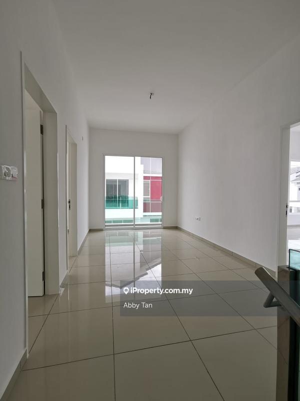 Rumah Berangkai 2 Tingkat untuk Dijual di Bandar Sri Sendayan, Negeri Sembilan oleh Abby Tan - iProperty.com.my