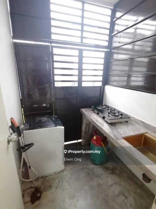 Rumah Teres 2-Tingkat untuk Dijual di Halya @ Daunan Worldwide Bandar Puncak Alam, Puncak Alam oleh Elwin Ong - iProperty.com.my