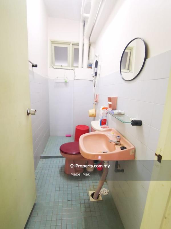 Condominium for Sale in Meadow Park 2 by Mabel Mak - iProperty.com.my
