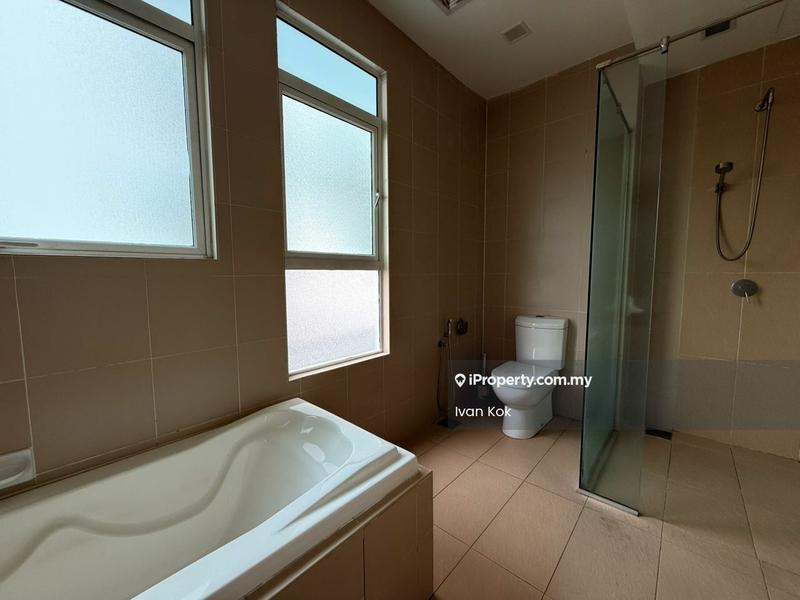Condominium for Sale in Amaya Saujana by Ivan Kok - Bathroom - iProperty.com.my