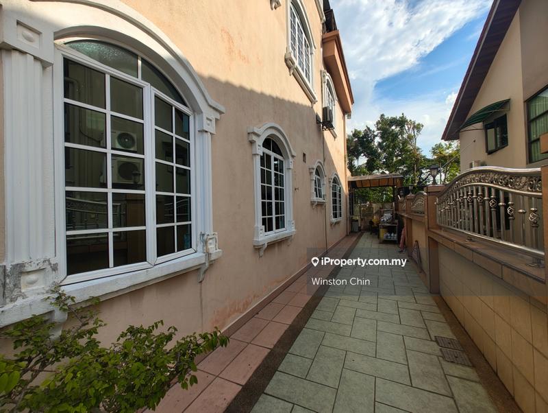 Bungalow House for Sale in Taman Kepong, Kepong by Winston Chin - iProperty.com.my