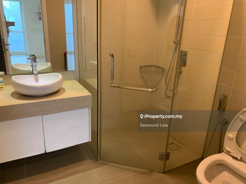 Pejabat untuk Disewa di KLCC, KL City Centre oleh Desmond Low - iProperty.com.my