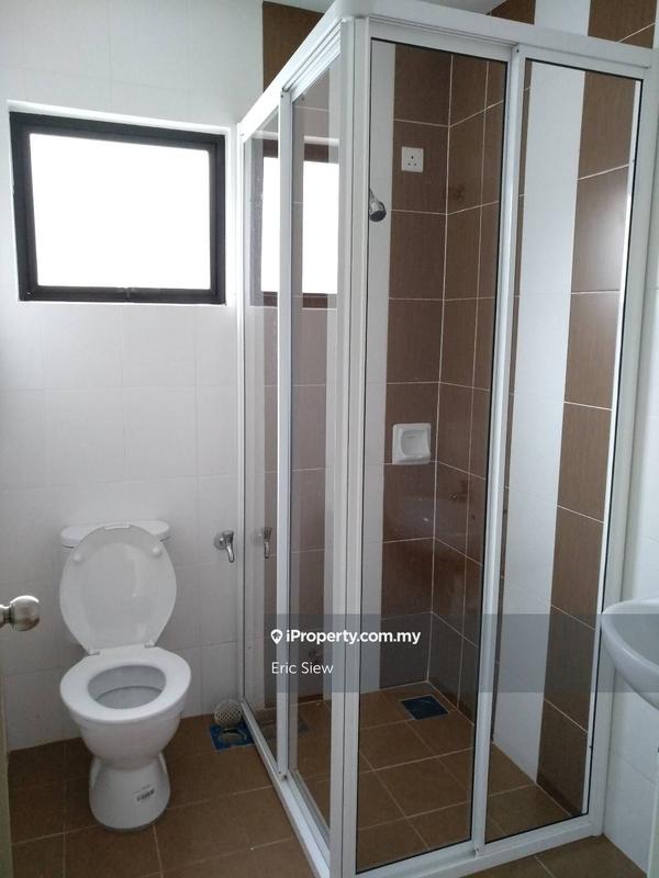 Rumah Berangkai 2.5 Tingkat untuk Dijual di Abadi Heights, Puchong oleh Eric Siew - iProperty.com.my