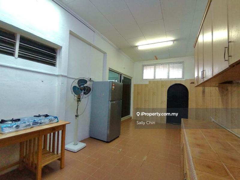 Semi-Detached House for Sale in Lorong Lembah Permai, Tanjung Bungah by Sally Chin - iProperty.com.my