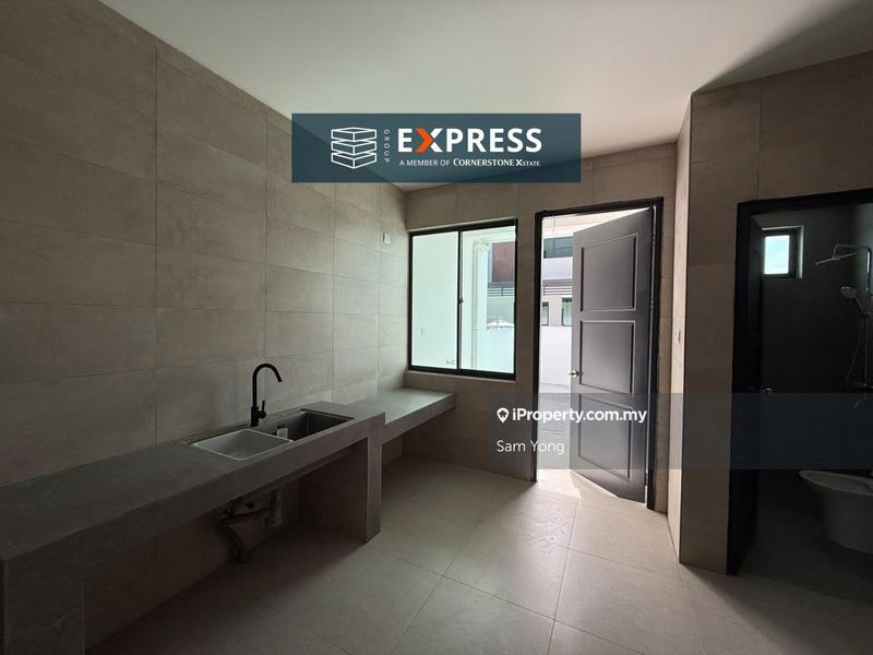 2-storey Terraced House for Sale in Luak Bay, Miri by Sam Yong - iProperty.com.my