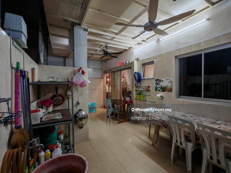 Rumah Bandar untuk Dijual di [ Gated Guarded ] Taman Lagenda Mas, Cheras oleh Kingston Choo - iProperty.com.my