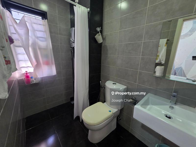Rumah Teres 2-Tingkat untuk Dijual di Taman Cahaya Alam, Shah Alam oleh Joseph Chan - iProperty.com.my