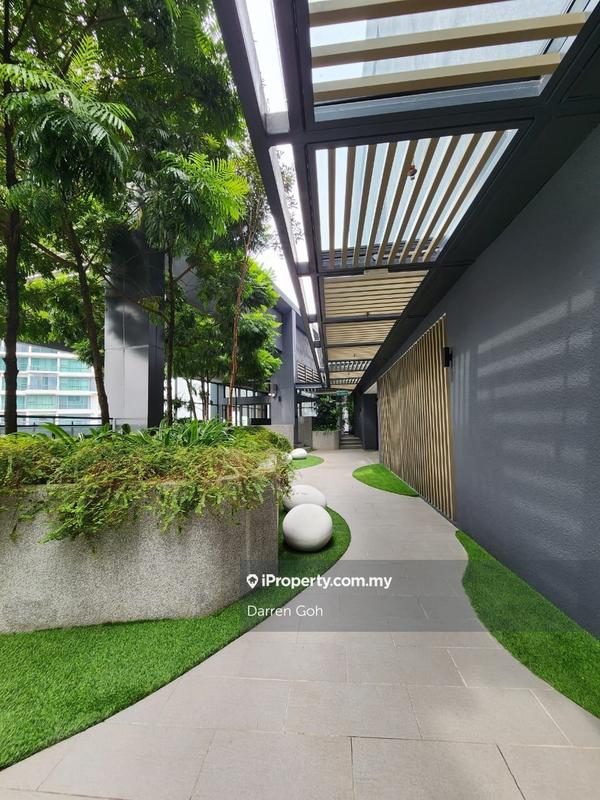 Kediaman Servis untuk Dijual di ViiA Residences oleh Darren Goh - iProperty.com.my