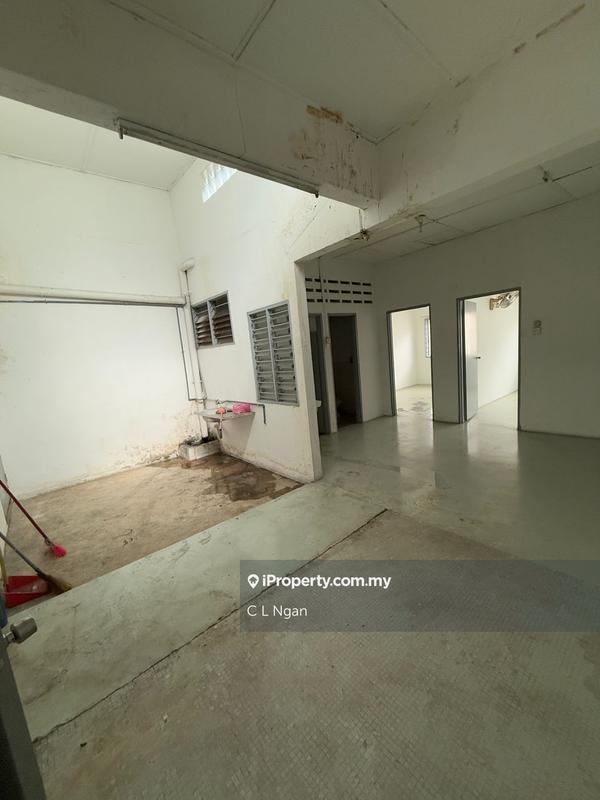 Shop for Sale in Taman Lian Hoe, Kuchai Lama by C L Ngan - iProperty.com.my