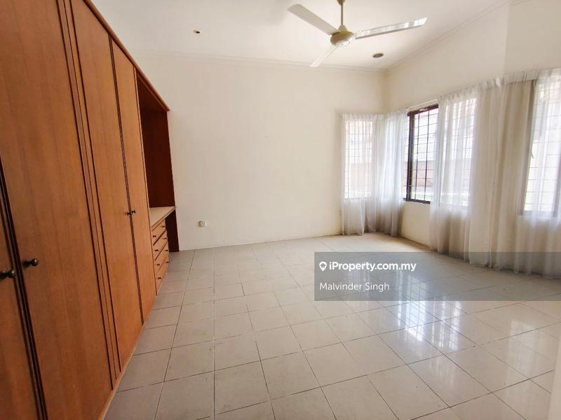 Banglo untuk Dijual di Taman Tar, Ampang oleh Mel Walia - iProperty.com.my