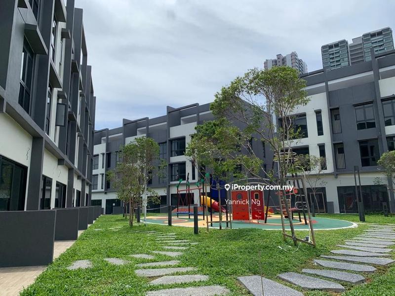Rumah Bandar untuk Dijual di affiniti residence, Seri Kembangan oleh Yannick Ng - iProperty.com.my