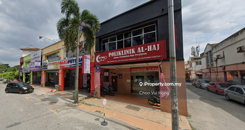 For Sale - Bangi 2 Storey Shop Facing Main Road ROI 5%