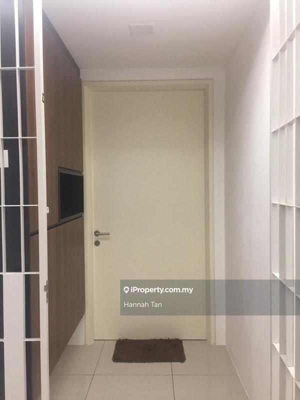 Condominium for Sale in Lakefront Residence by Hannah Tan - iProperty.com.my