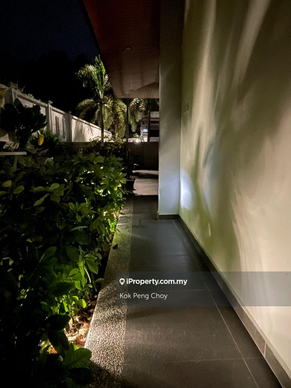 Rumah Teres 3-Tingkat untuk Dijual di Serdang, Seri Kembangan oleh Kok Peng Choy - iProperty.com.my