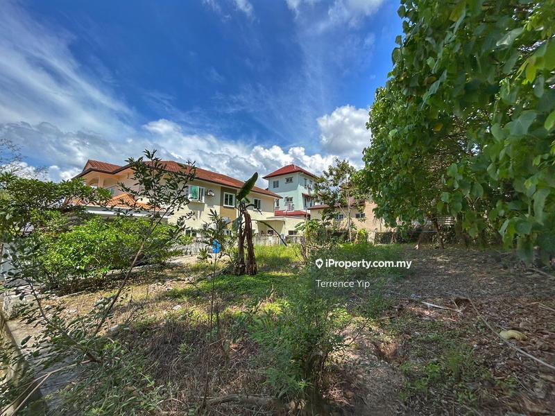 Bungalow Land for Sale in Bandar Country Homes, Rawang by Terrence Yip - iProperty.com.my