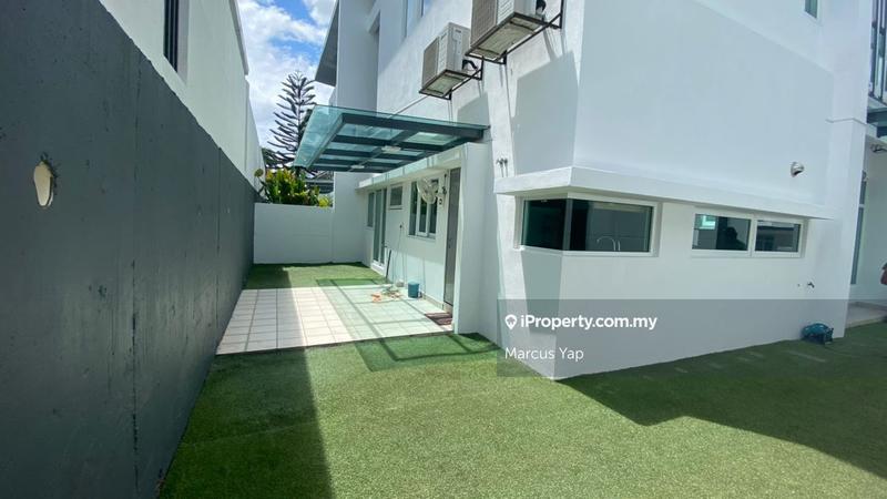 Rumah Berkembar untuk Disewa di Clover Garden Residence, Cyberjaya oleh Marcus Yap - iProperty.com.my