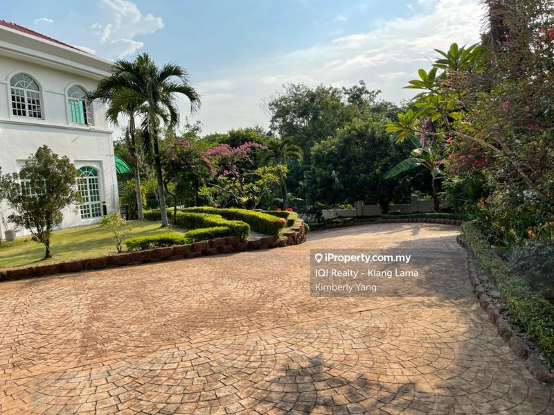 Bungalow House for Sale in TROPICANA GOLF RESORT MANSION WITH 32,022 SF LAND, Tropicana by Kimberly Yang - iProperty.com.my