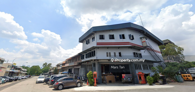 For Sale - Corner Lots / Freehold / Extended【 3 Storey Semi-D Factory 】Kepong