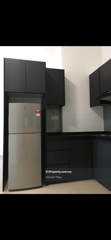 Kondominium untuk Dijual di D'suria Condominium oleh Vincent Theo - iProperty.com.my