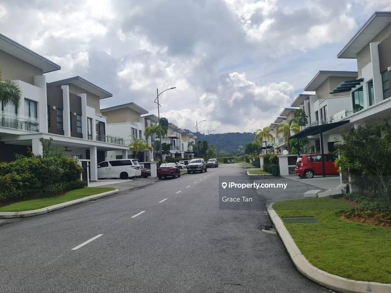 Semi-Detached House for Sale in Semenyih, Selangor by Grace Tan - iProperty.com.my