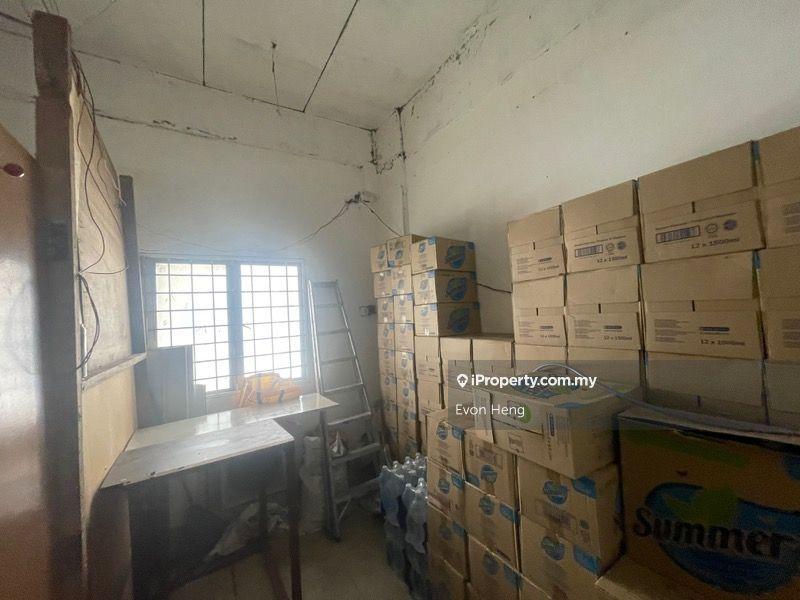 Kedai untuk Dijual di Seri Kembangan, Selangor oleh Evon Heng - iProperty.com.my