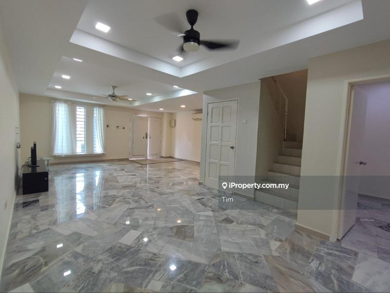 Rumah Teres 2-Tingkat untuk Dijual di Taman Belatuk Mas, Durian Tunggal oleh Tim - iProperty.com.my