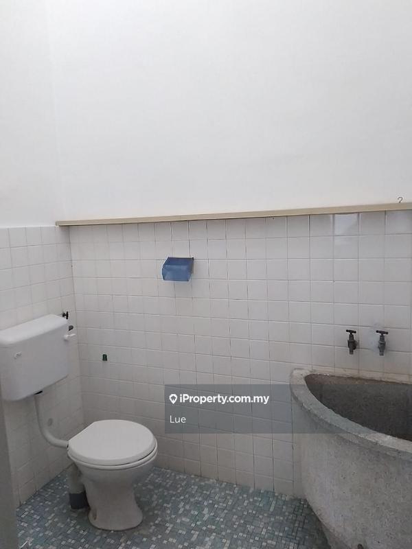 Rumah Teres 2-Tingkat untuk Dijual di Taman Setia, Klang oleh Lue - iProperty.com.my