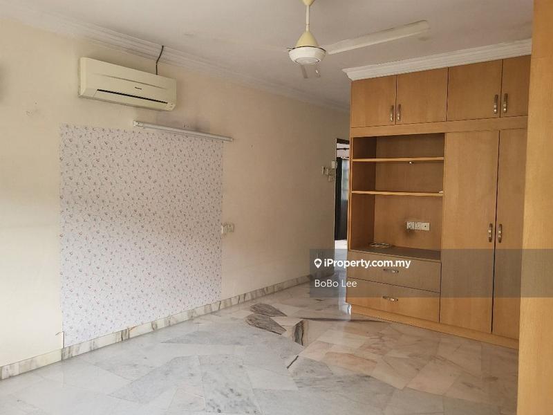 Rumah Berkembar untuk Dijual di Taman United, Jalan Klang Lama (Old Klang Road) oleh BoBo Lee - iProperty.com.my