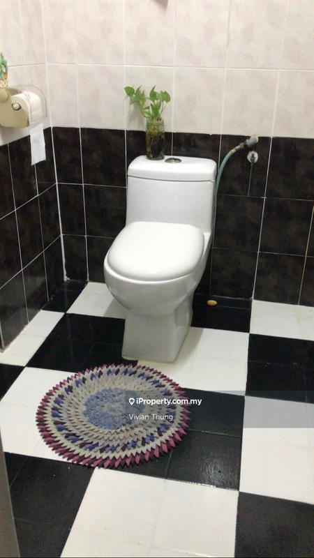 Kondominium untuk Dijual di Endah Regal Condominium oleh Vivian Thung - iProperty.com.my